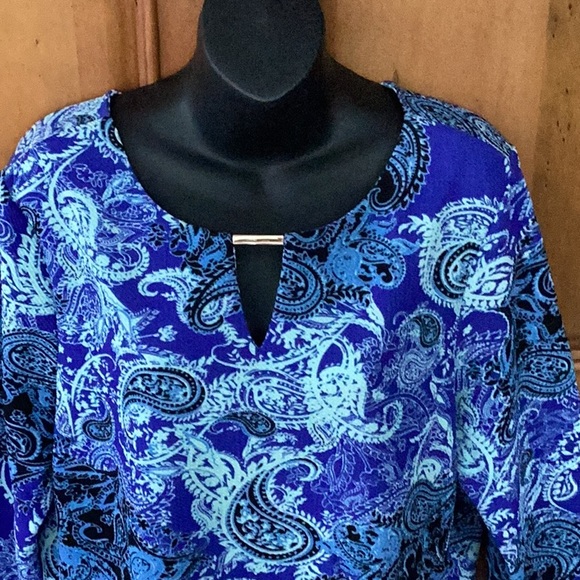 🦋NWOT Ava & Grace Fun Size 1 X-Large So So Colorful Top Wardrobe Must Have 🦋 - Picture 5 of 10